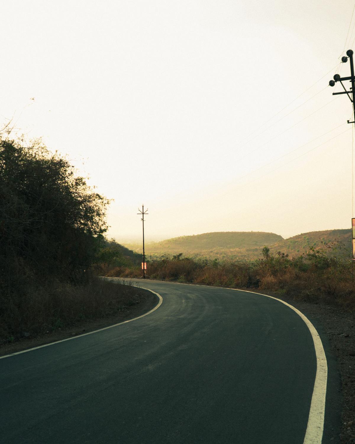 Surat to Mumbai Taxi: Fare, Distance & Best Time to Travel